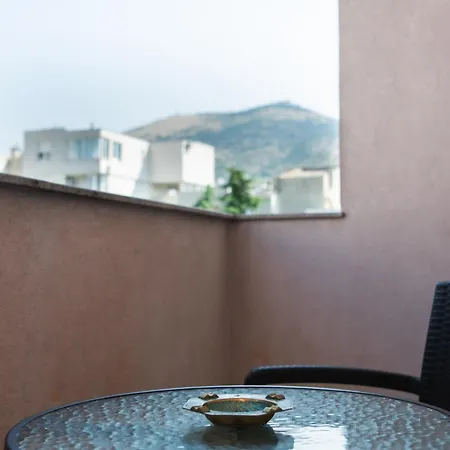 Apartment Ventura *