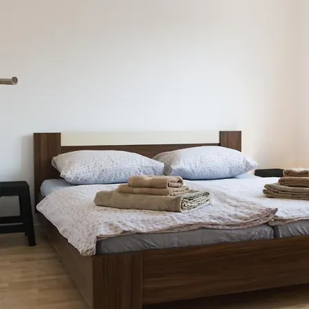 Ventura Apartment *